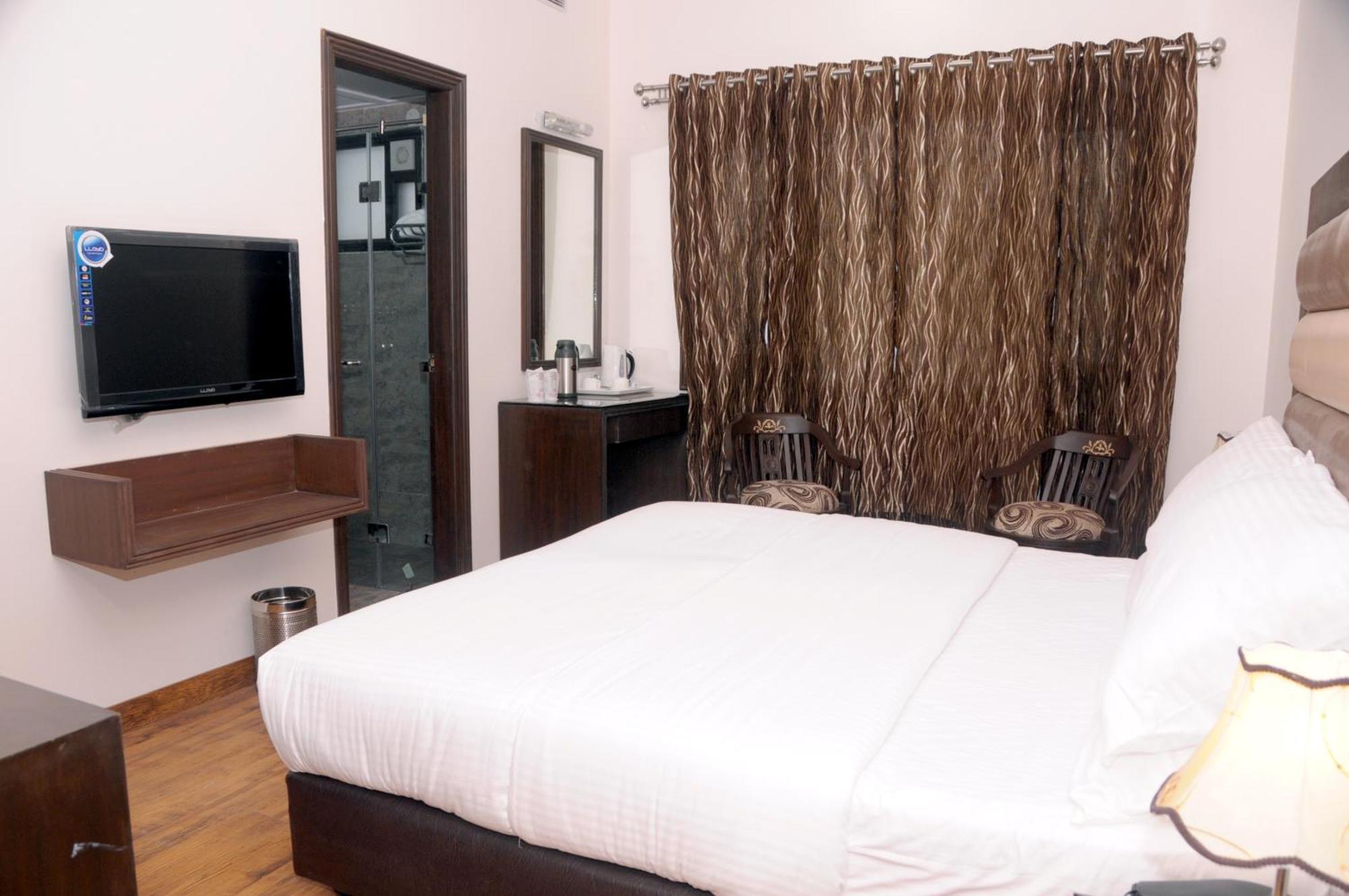Hotel Prems Paradise Amritsar Ngoại thất bức ảnh