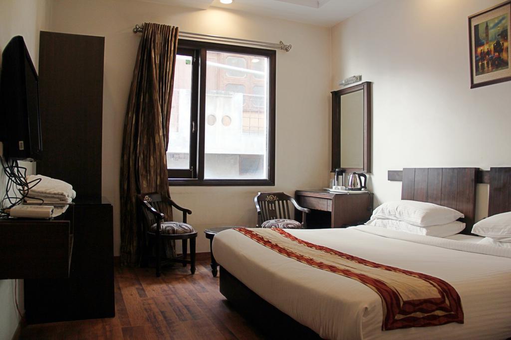 Hotel Prems Paradise Amritsar Phòng bức ảnh