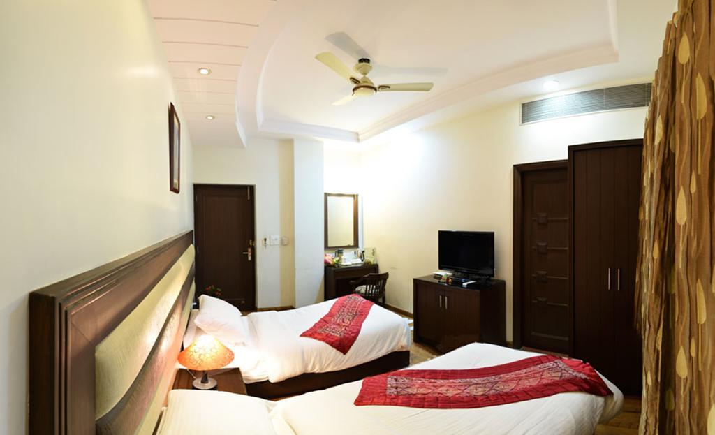Hotel Prems Paradise Amritsar Ngoại thất bức ảnh