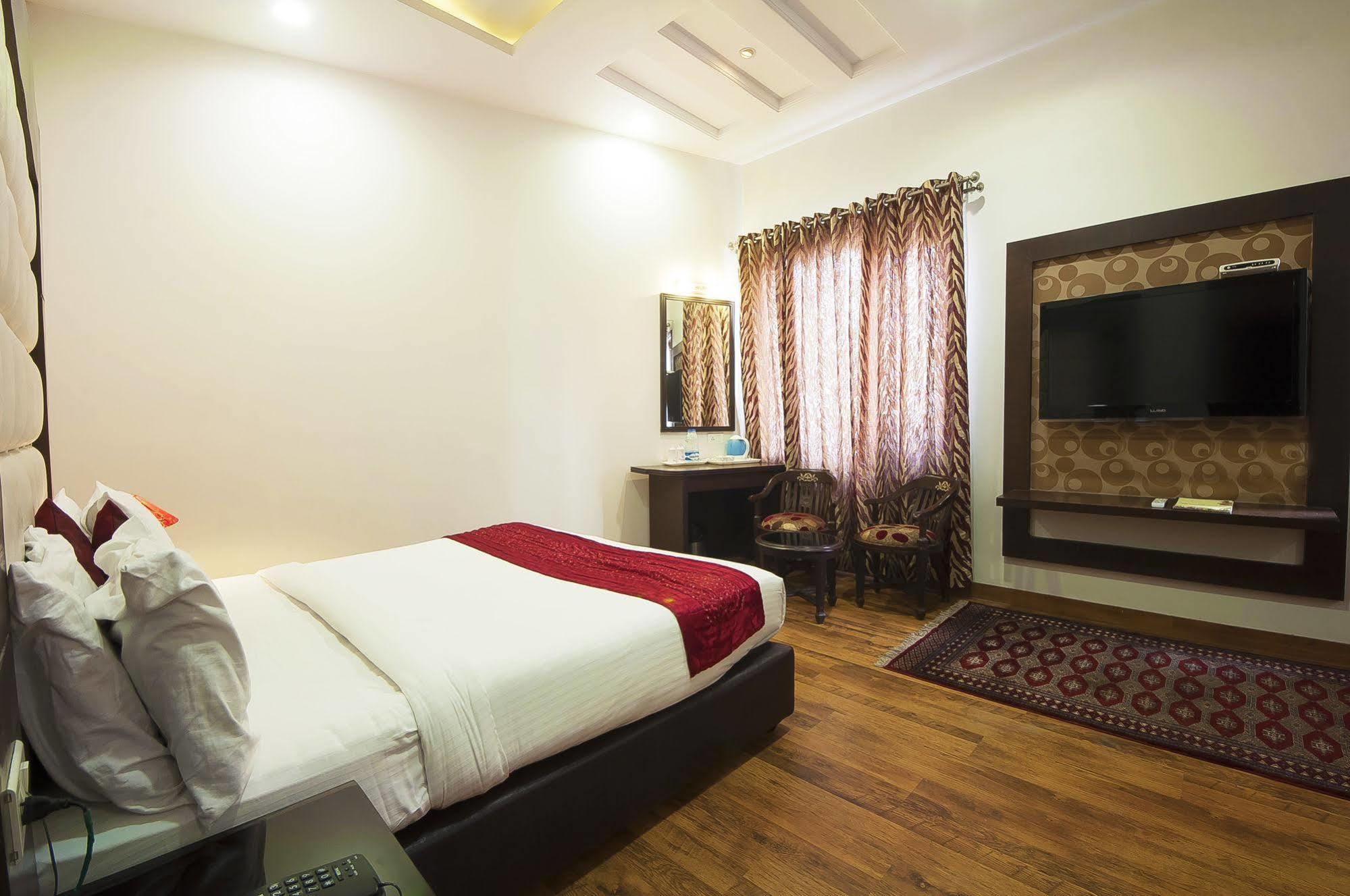 Hotel Prems Paradise Amritsar Ngoại thất bức ảnh